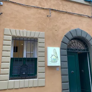 Casa Carducci 33 , Pisa Italien